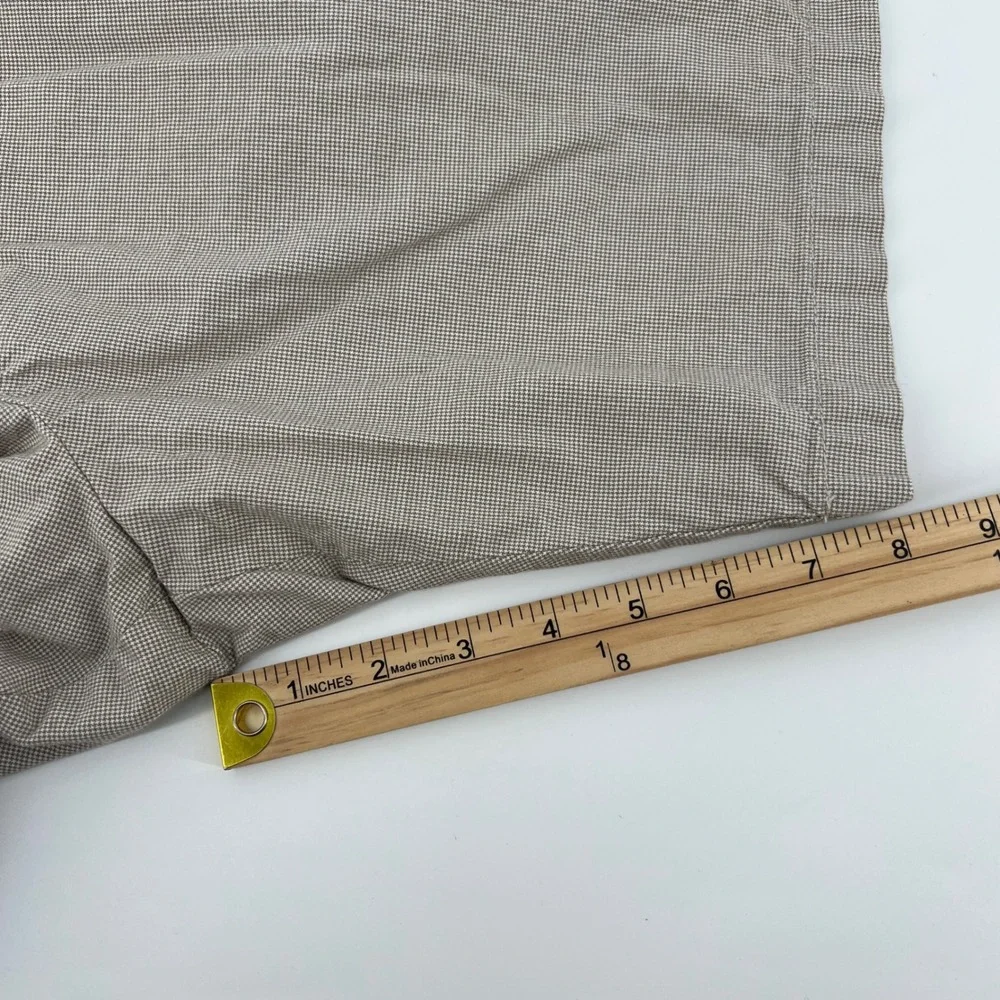 Banana Republic Aiden Shorts Mens 36 Grey Khaki Bundle 2 Pairs‎